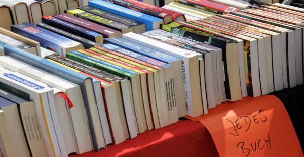 8. Mai: Bücherflohmarkt